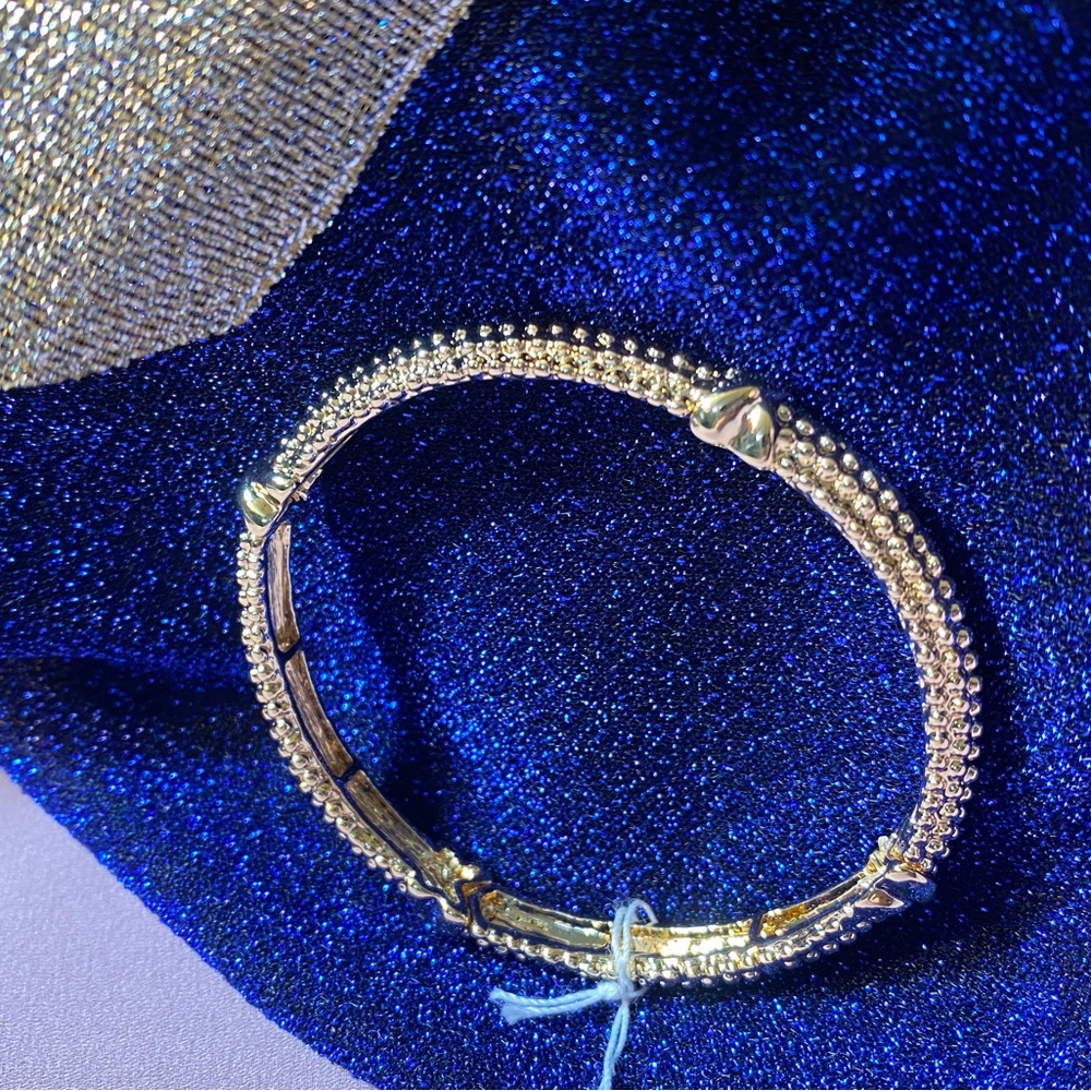 NWT 💎 SIMPLE AND SEXY GOLD RICA BEVELED BRACELET NWT GIFT - Picture 8 of 11